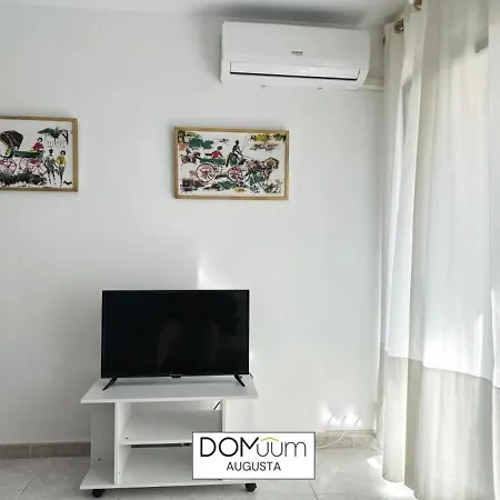 Apartment Domuum Holidays - Augusta Family *